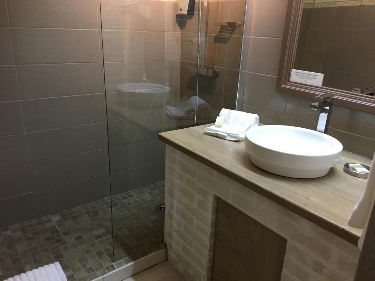 Logis Oasis 3*
