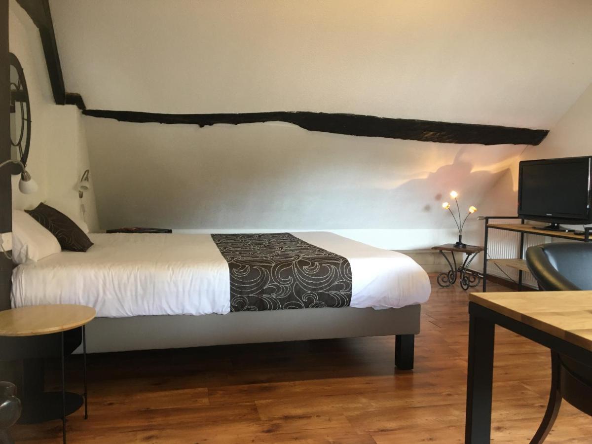 Logis Oasis 3*