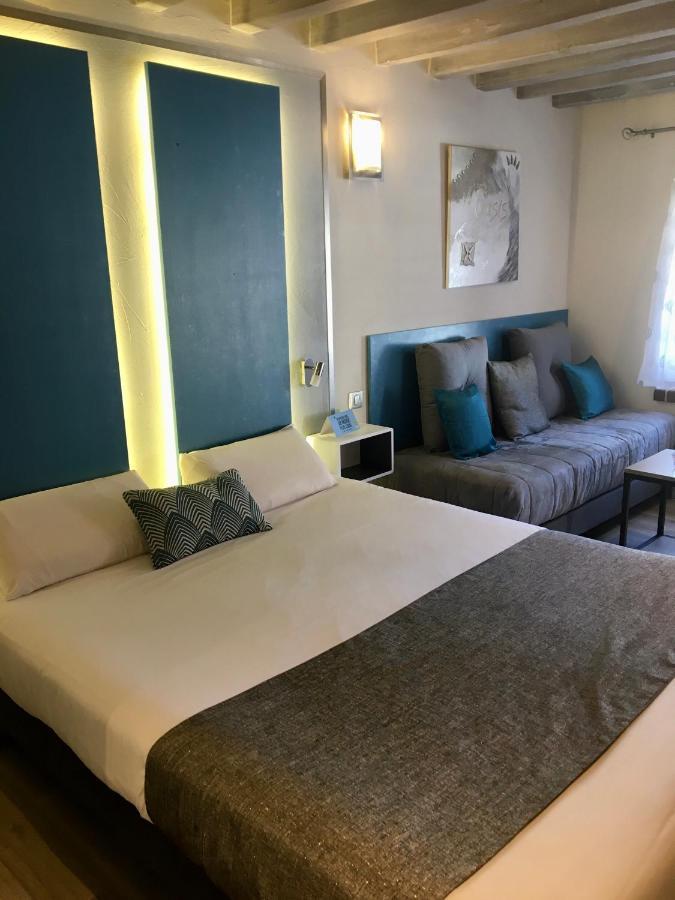 Hotel Logis Oasis Villaines-la-Juhel