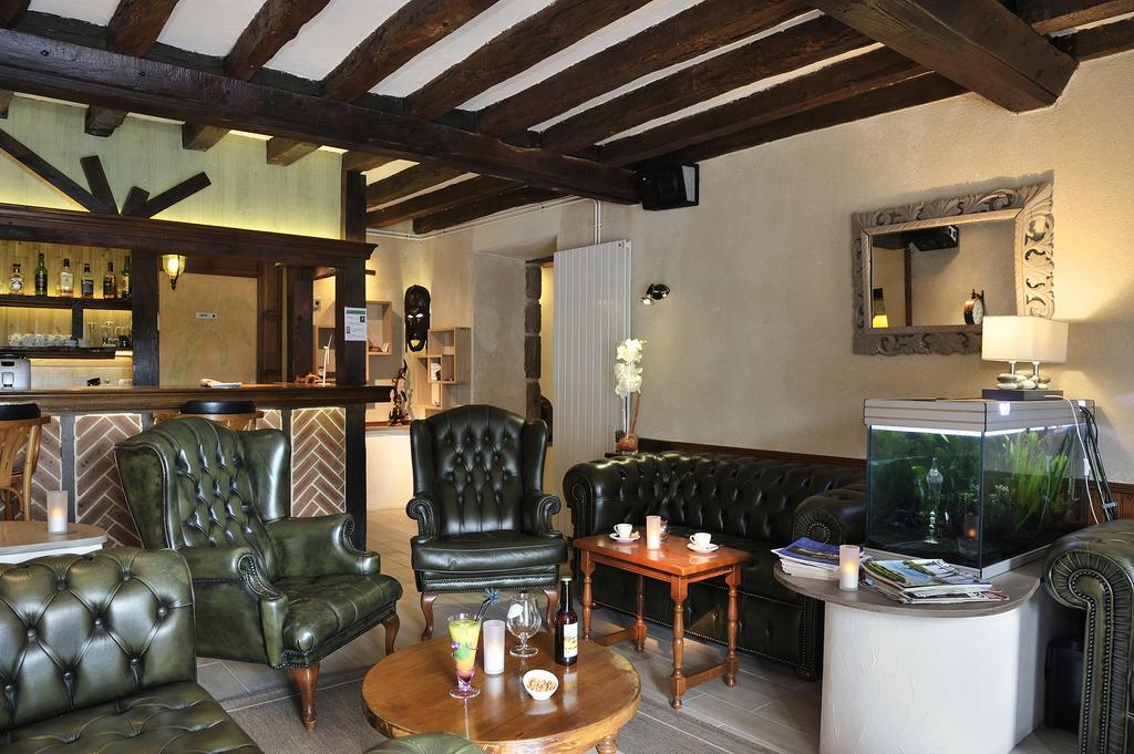 Logis Oasis Hotel Villaines-la-Juhel